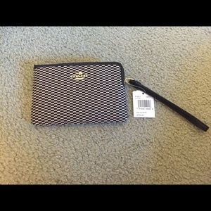 Coach wristlet wallet